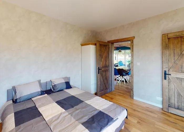 Nador * Kamienicki Mlyn