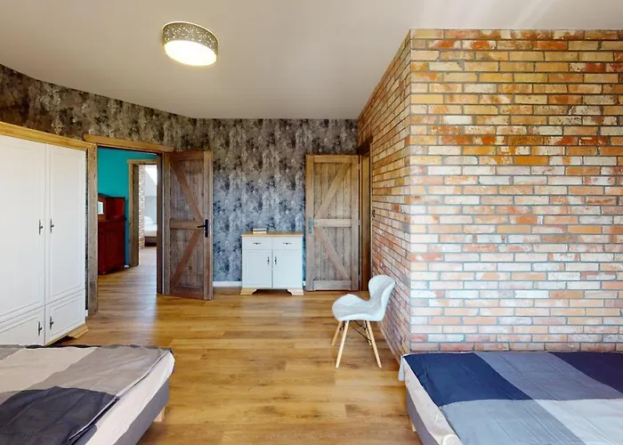 Nador * Kamienicki Mlyn